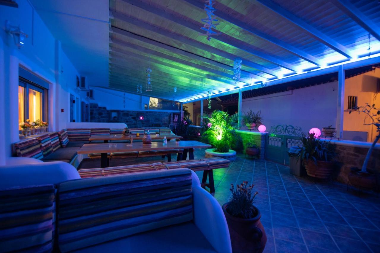 אלפוניסוס Coralli Rooms & Restaurant מראה חיצוני תמונה