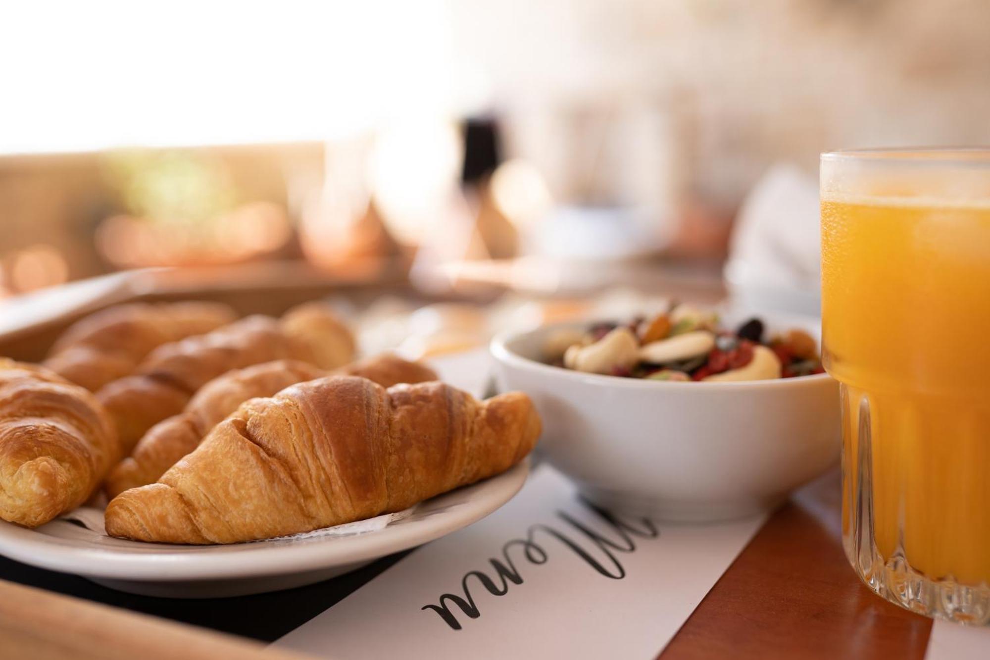 אלפוניסוס Coralli Rooms & Restaurant מראה חיצוני תמונה