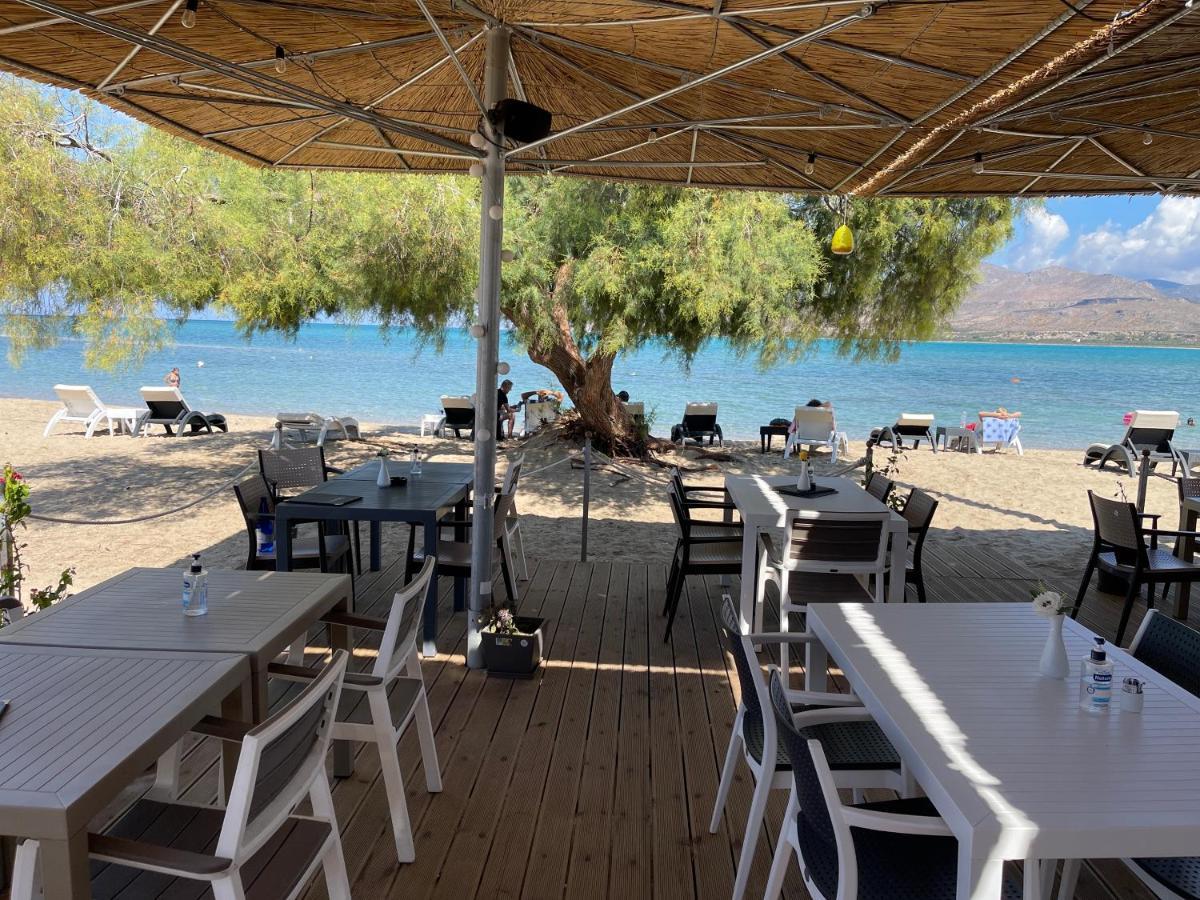 אלפוניסוס Coralli Rooms & Restaurant מראה חיצוני תמונה