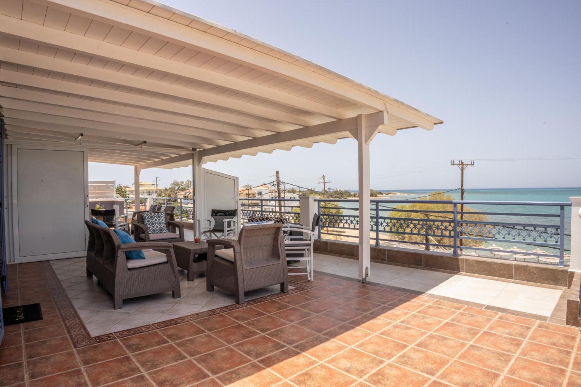 אלפוניסוס Coralli Rooms & Restaurant מראה חיצוני תמונה