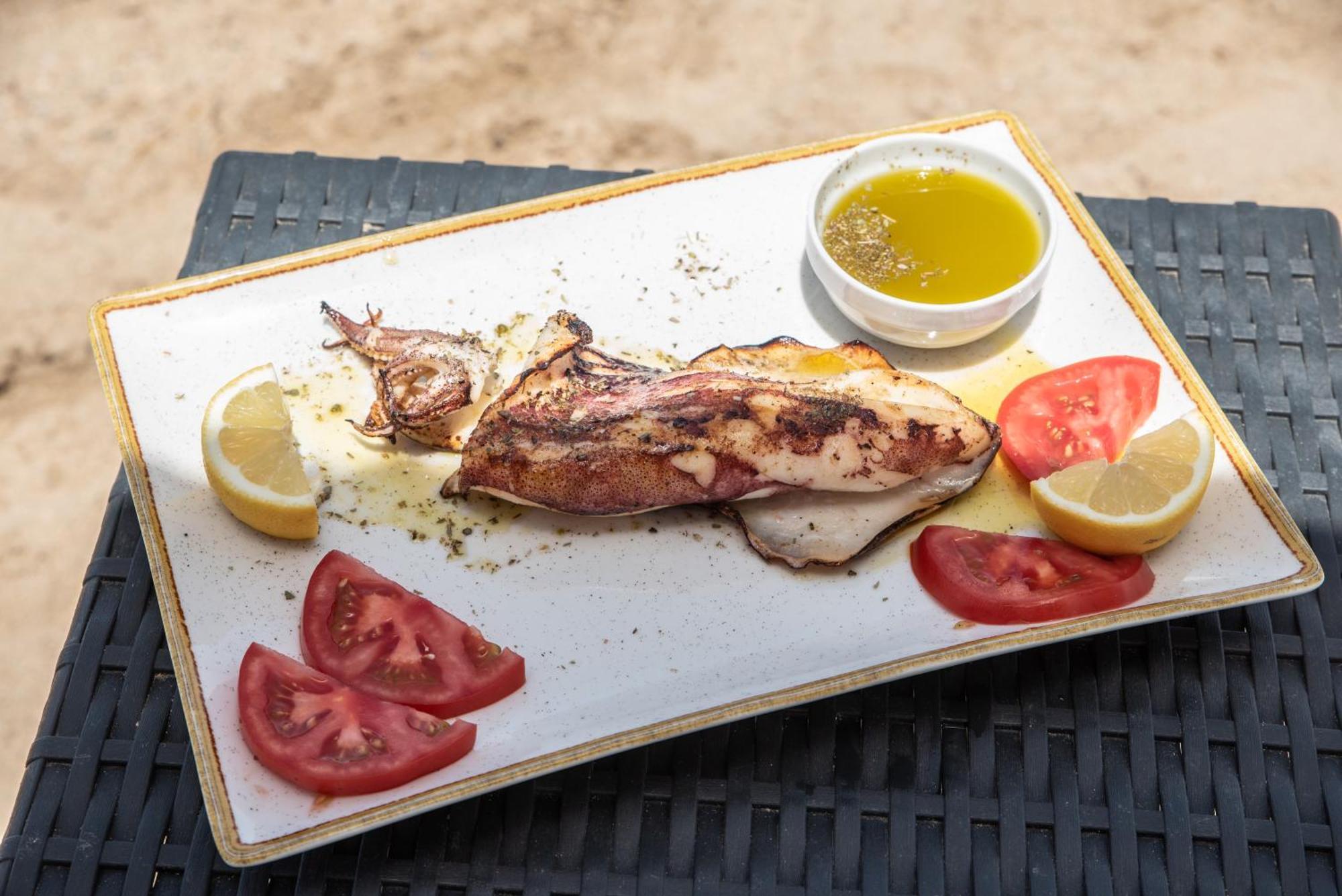 אלפוניסוס Coralli Rooms & Restaurant מראה חיצוני תמונה