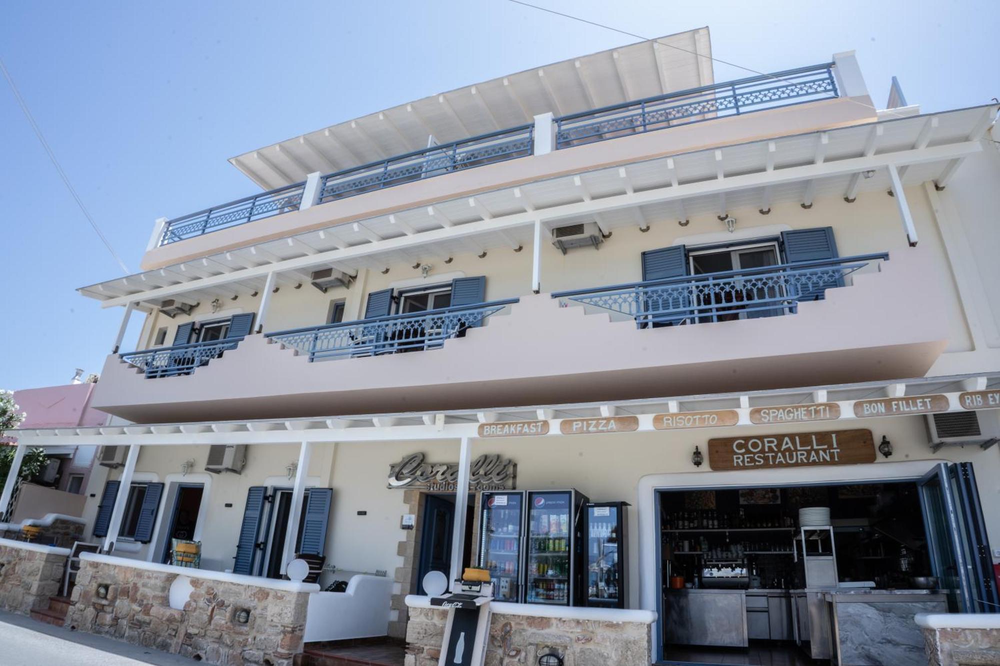 אלפוניסוס Coralli Rooms & Restaurant מראה חיצוני תמונה